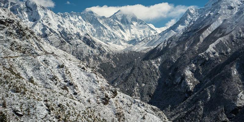 卡纳流程与工业4.0融合：智能制造时代操作员培训仿真系统的设计与应用