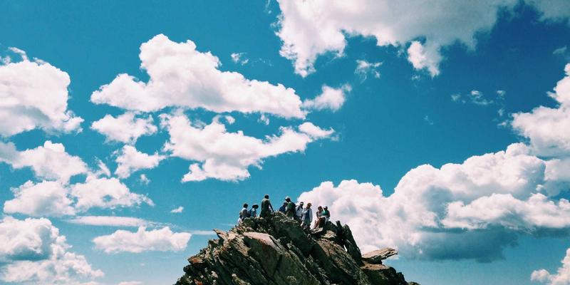 自动化与卡纳流程驱动：智能制造下的原材料与库存动态优化模型